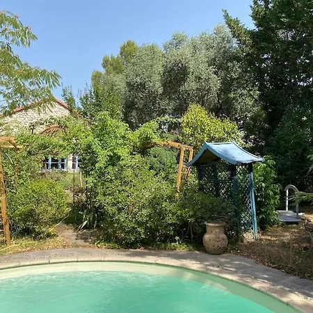 Chaleureux Avec Piscine Privee Casa de Férias